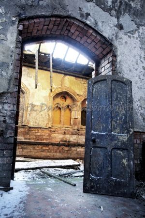 Bowling Cemetery Chapel december 24 2010 image 10.jpg